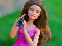 Brunettes Fashion Shots Jigsaw image